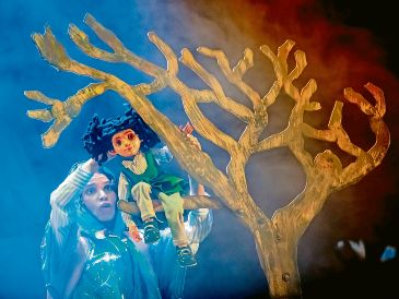 Dirigida por Karina Hurtado, la obra “¿Duermen los peces?” es un acercamiento al duelo. CORTESÍA