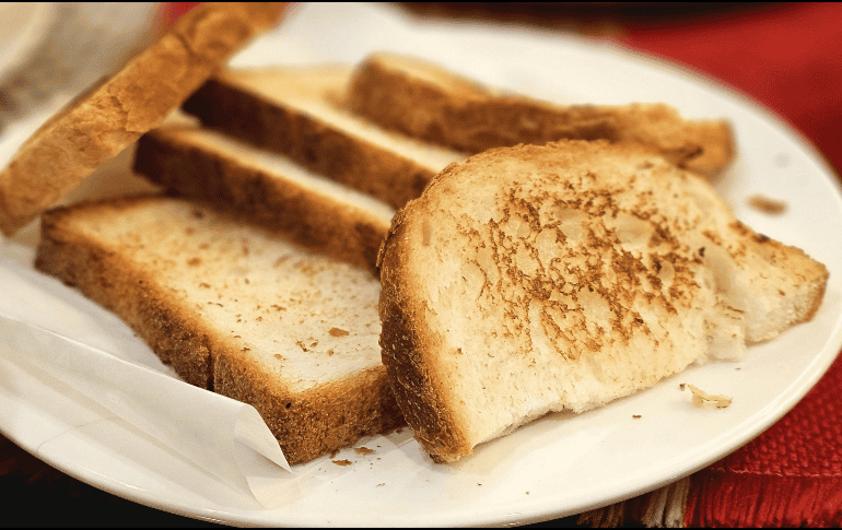 Casi todo el pan tostado industrial incluyen conservantes, grasas añadidas y azúcares ocultos. ESPECIAL