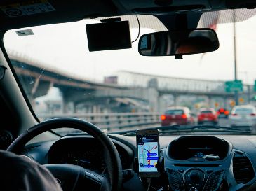 Uber ha enfrentado acusaciones similares de no contar con suficientes medidas de protección para garantizar la seguridad de los pasajeros. Unsplash