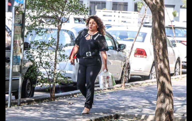 En las tiendas de material y equipo médico que se ubican en la Avenida Federalismo algunas presentaciones de cubrebocas se agotaron desde ayer. EL INFORMADOR / A. Navarro