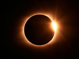 los eclipses lunares pueden disfrutarse a simple vista sin riesgo alguno, siempre que las condiciones del cielo sean favorables. UNSPLASH