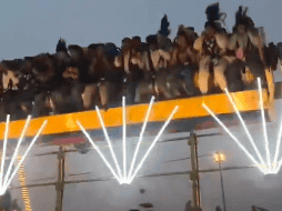 Las autoridades confirmaron que al menos una persona perdió la vida y más de una docena resultaron heridas tras el colapso de la atracción mecánica. ESPECIAL