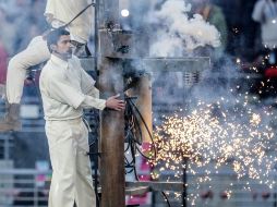 Bad Bunny tomó el escenario y lo que siguió fue historia pura. EFE / C. Torres
