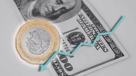 Recuerda que la cotización del dólar cambia a lo largo del día; por ahora, el peso inicia su mañana con debilidad. ESPECIAL