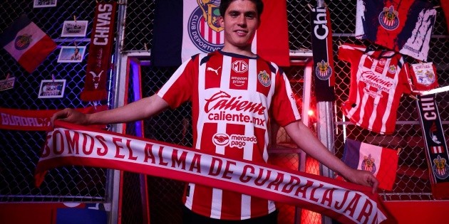 Chivas: &iexcl;Oficial! Jonathan P&eacute;rez es nuevo refuerzo del Reba&ntilde;o