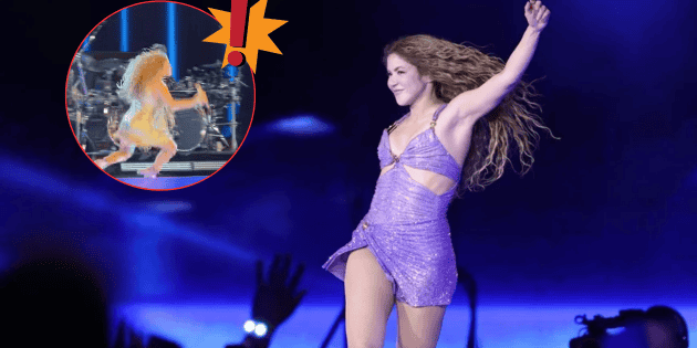 Shakira se cae en pleno concierto | VIDEO