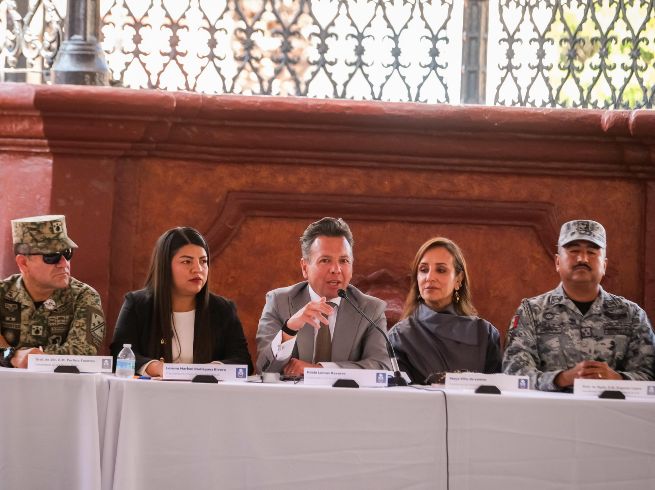 Pablo Lemus afirmó que el apoyo integral continuará hasta que Tequila recupere su desarrollo, turismo y actividad económica. CORTESÍA