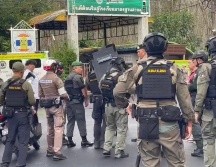 Personal de seguridad en la escuela donde se registró un tiroteo en el sur de Tailandia. EFE/ Oficina de Relaciones Públicas de la Provincia De Songkhla