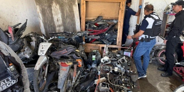 Lagos de Moreno: Desmantelan taller con motocicletas robadas