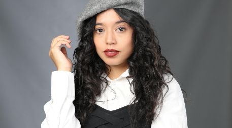 Lesslie Apodaca interpreta a 