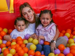 María Isabella, Diego Villagómez y Fer Contreras. GENTE BIEN JALISCO / Baunzii Land