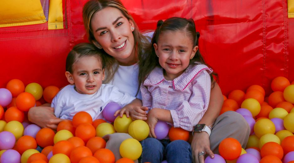María Isabella, Diego Villagómez y Fer Contreras. GENTE BIEN JALISCO / Baunzii Land