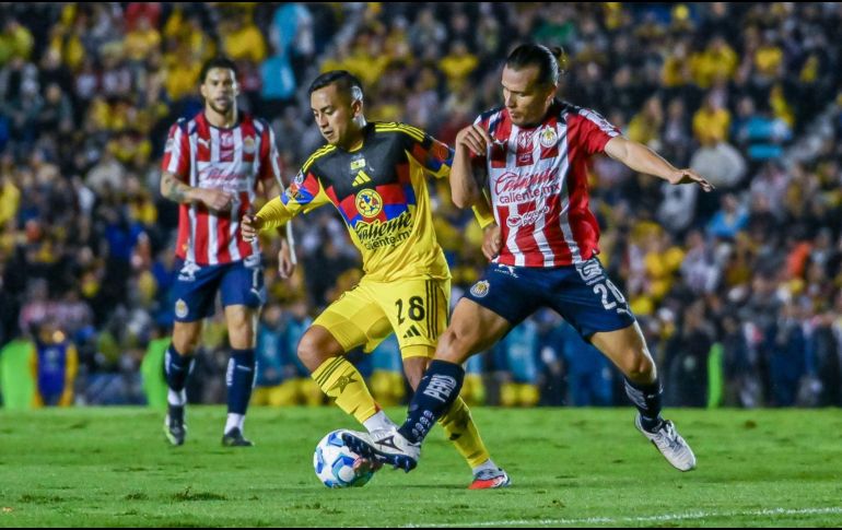 Chivas se presenta como líder invicto del certamen, decidido a reafirmar su buen inicio ante su afición, mientras que América pretende mantenerse en la pelea por los primeros puestos de la clasificación. IMAGO7