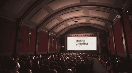 Los boletos se adquieren directamente en taquilla 15 minutos antes de cada función. Unsplash