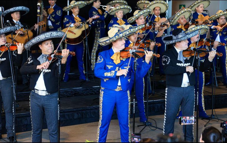 El Mariachi Vargas y el Mariachi Nuevo Tecalitlán ofrecerán el espectáculo Mariachazo en la Arena Guadalajara. EL INFORMADOR • J. ACOSTA.