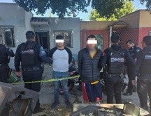 Los sujetos presuntamente reaccionaron de forma agresiva cuando fueron abordados por los uniformados, por lo que ambos fueron asegurados. ESPECIAL