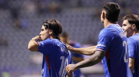 Luka Romero celebra uno de sus goles. EFE/H. Ríos