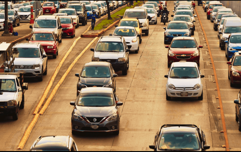 A las 10:00 horas de este viernes, autoridades darán actualizaciones de esta medida de contingencia atmosférica. EL INFORMADOR / ARCHIVO