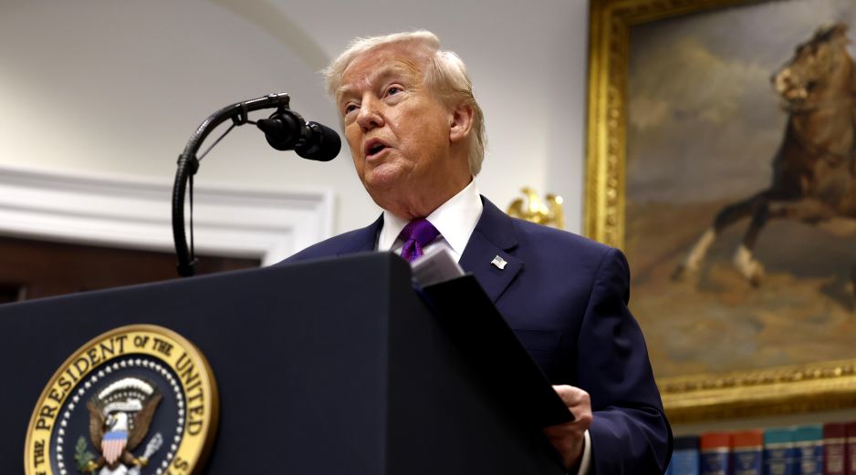 Según una encuesta del Centro Pew Research, más del 70 % de los estadounidenses considera que la situación económica es regular o mala. EFE/ WILL OLIVER