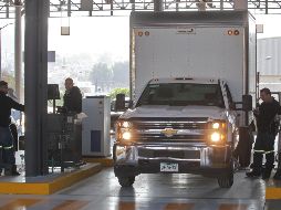 Por lo general, los automóviles tienen una palanca para activar las luces altas en el lado izquierdo del volante. EL INFORMADOR/ARCHIVO