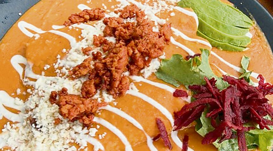 Enfrijoladas La Flor, la especialidad de la casa. ESPECIAL