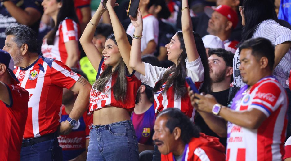Fotografía de la afición de Chivas durante el partido correspondiente a la jornada 5 del torneo Clausura 2026 de la Liga MX. IMAGO 7