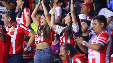 Fotografía de la afición de Chivas durante el partido correspondiente a la jornada 5 del torneo Clausura 2026 de la Liga MX. IMAGO 7