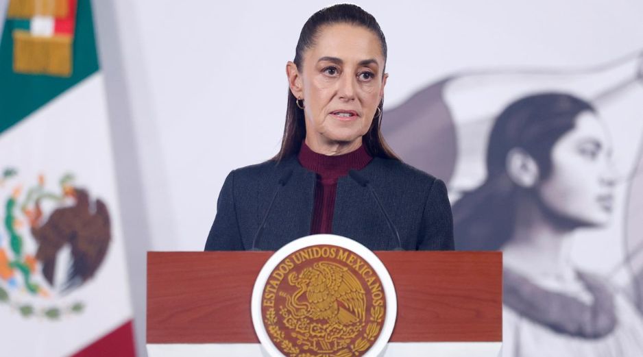 La Presidenta adelantó que a los libros se les incorporará mayor contenido sobre mujeres en la historia de México. EFE/S. Gutiérrez