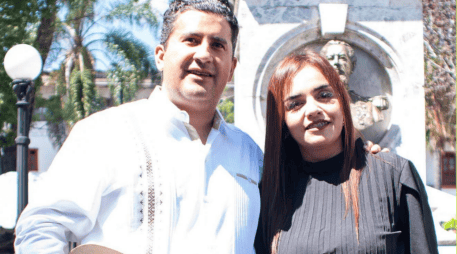 Fotografía compartida por la alcaldesa de Uruapan donde aparece junto a su fallecido esposo, Carlos Manzo. ESPECIAL/Facebook @Grecia Quiroz