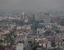 Fotografía de archivo en la que se aprecia una capa de contaminación sobre la Ciudad de México (CDMX). EFE/I. Esquivel