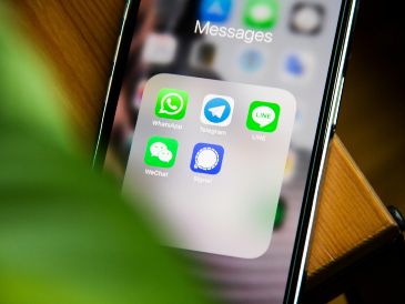 Se recomienda eliminar de manera periódica los documentos, fotos, videos y el resto de archivos que ya no sean necesarios. ESPECIAL/Unsplash