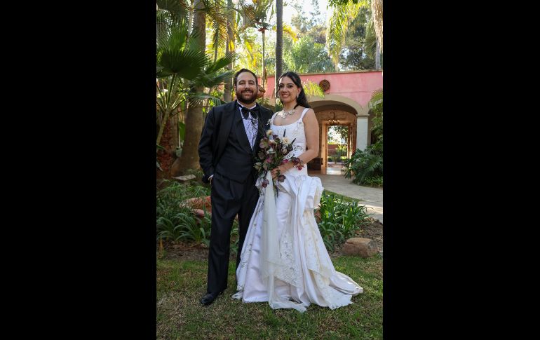 Oscar De Aguinaga, Paola Aldana. GENTE BIEN JALISCO / Revista del 20 de febrero 2026