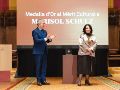 Marisol Schulz fue distinguida con la Medalla de Oro al Mérito Cultural de Barcelona por su trayectoria editorial. CORTESÍA
