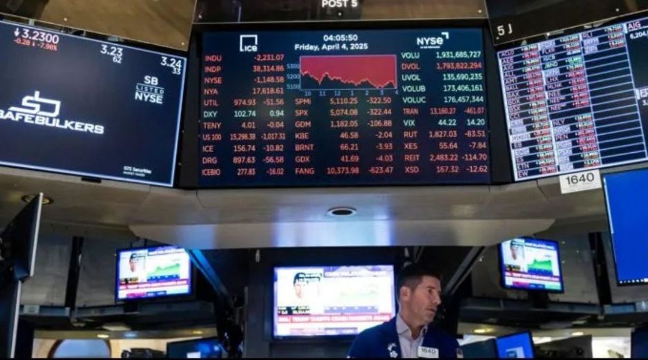 En febrero, el Dow Jones cede un 0.2 %, el S&P 500 un 0.8 % y el Nasdaq un notable 3.5 %. EFE / ARCHIVO