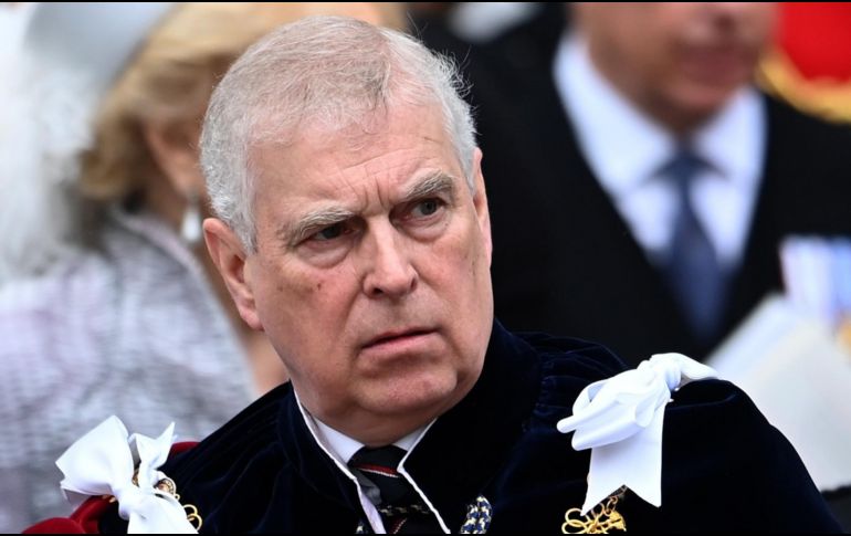 Fotografía de archivo tomada el 6 de mayo de 2023 que muestra al entonces duque de York, el príncipe Andres, durante la ceremonia de coronación de su hermano el rey Carlos III en Londres. EFE/Andy Rain