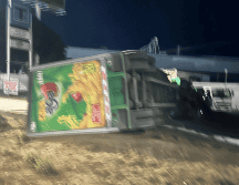 El cierre de la carretera a Nogales provocó un verdadero congestionamiento vial y afectaciones a los automovilistas. ESPECIAL