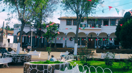 Entre los atractivos del pueblito, destaca sin duda la Parroquia de San Bartolomé, que data del siglo XVI. EL INFORMADOR/ARCHIVO