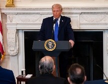 Donald Trump aclaró que se trata de una estrategia de presión para forzar un acuerdo que restrinja el programa nuclear de Teherán. EFE/B. CASH