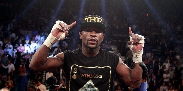 Floyd Mayweather anuncia su regreso al boxeo