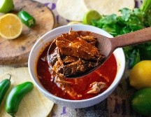 La birria sin duda alguna es uno de los platillos preferidos de la cocina mexicana. UNSPLASH / K. TODD