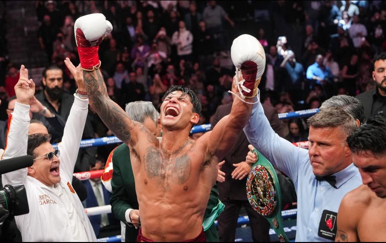 Ryan García cumplió los pronóstico y destronó a Mario 