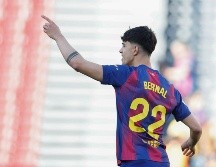 La cereza del pastel llegó al minuto 81', cuando Fermín López se lució con un auténtico golazo de larga distancia que levantó a la afición. EFE / A. García