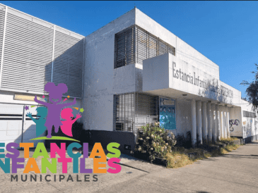 El cierre de academias municipales, estancias infantiles, la escuela de enfermería y optometría, así como todos los centros educativos que dependen directamente de los municipios. ESPECIAL