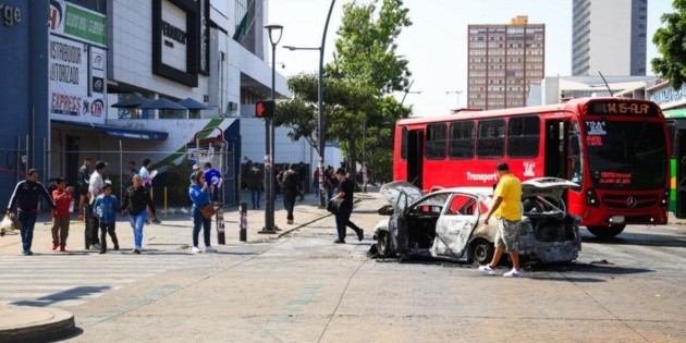 Bloqueos en Jalisco: Retiran 19 veh&iacute;culos de la ZMG tras los hechos de violencia