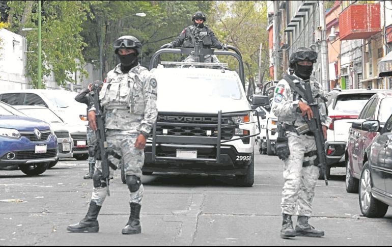 Autoridades federales tendrán que mantener un ataque frontal contra la delincuencia, pero con inteligencia, recomiendan expertos. EL UNIVERSAL