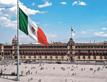 Muchos mexicanos se preguntan cuánto cuesta fabricar las banderas monumentales. ESPECIAL / GOBIERNO DE MÉXICO