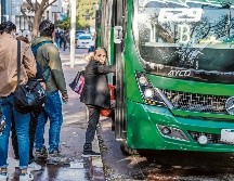 La Secretaría de Transporte informó que el servicio público mejorará su cobertura a lo largo de esta semana, luego de las afectaciones provocadas por los bloqueos y la quema de vehículos, tras la detención de Nemesio Oseguera Cervantes, alias El Mencho. EL INFORMADOR/ A. Navarro