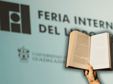 De acuerdo con la convocatoria, podrán aspirar al reconocimiento escritoras y escritores con obra de creación en narrativa, poesía, dramaturgia o libro álbum, publicada en español o portugués. EL INFORMADOR/ARCHIVO ESPECIAL/Canva