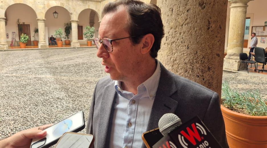 El presidente de la comisión correspondiente, Alejandro Barragán, explicó que este punto ha generado controversia entre algunos grupos parlamentarios para dar luz verde a dichas leyes. ALEJANDRO BARRAGÁN