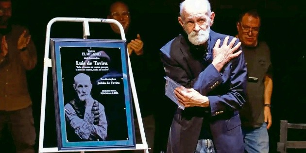 Teatro: Homenaje a una conciencia esc&eacute;nica
